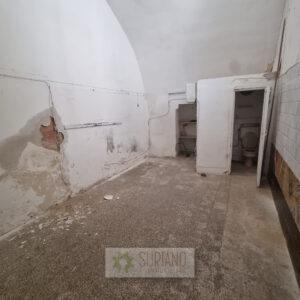 VENDITA – CASA SINGOLA – VIA CASTROMONTE ANGOLO VIA CANTORE- ZONA VIA ORSINI