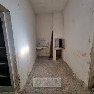 VENDITA – CASA SINGOLA – VIA CASTROMONTE ANGOLO VIA CANTORE- ZONA VIA ORSINI