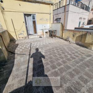 VENDITA – CASA SINGOLA – VIA CASTROMONTE ANGOLO VIA CANTORE- ZONA VIA ORSINI