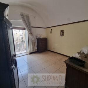 VENDITA – CASA SINGOLA- VIA PALESTRO – ZONA PIAZZA PORTA LA BARRA